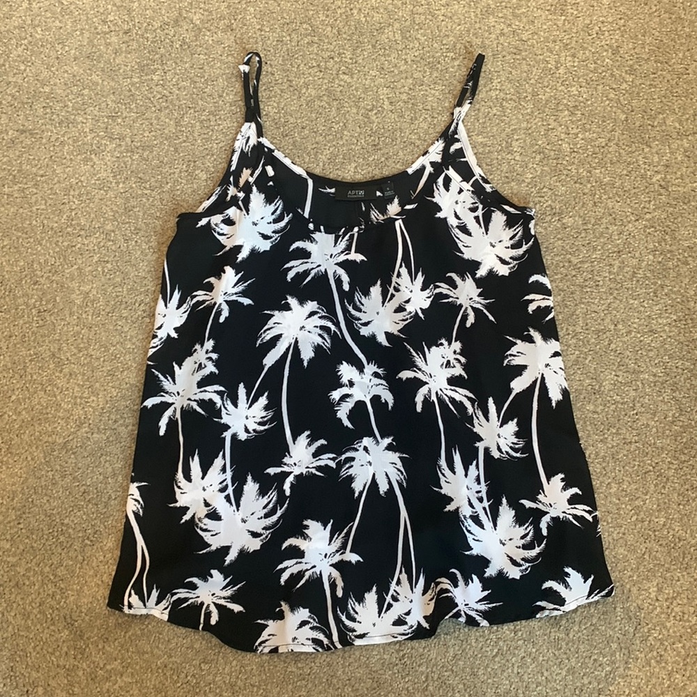 Palm tree tank